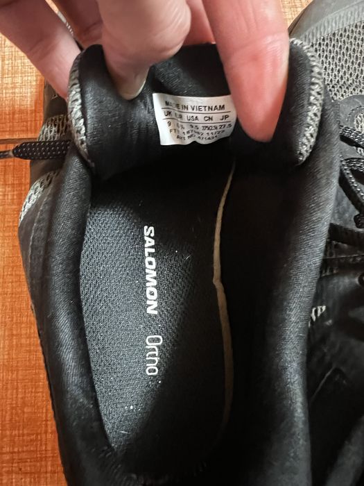 Salomon outrise low