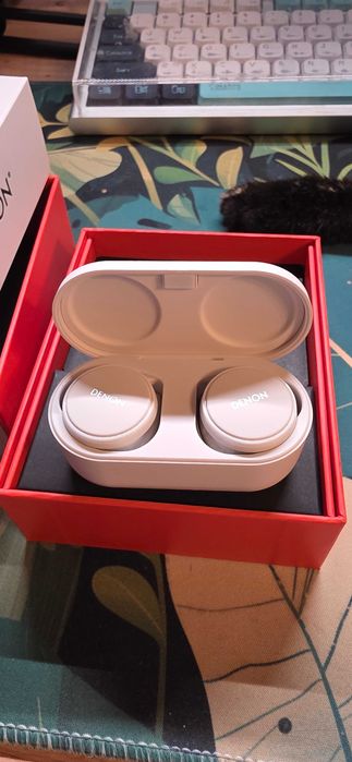 Casti True Wireless Earbuds Denon PerL Pro albe