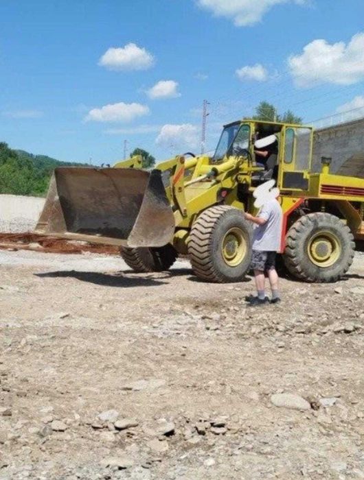 STALOWA WOLA L34 - INCARCATOR FRONTAL (buldozer pe pneuri)