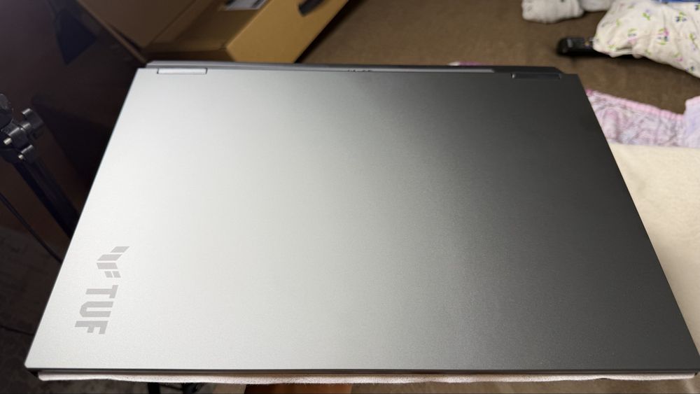 ASUS TUF F16 1Tb, 5070