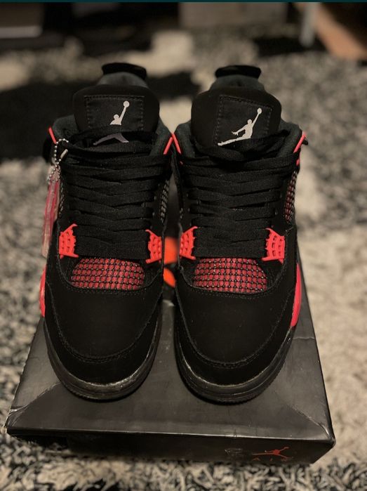 Jordan 4 Red tunder