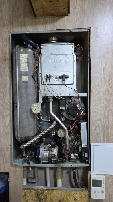 Газовый котёл продам рабочий