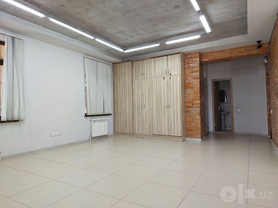 Яккасарай.  Аренда магазина 133 м2 . Алкоголь можно .