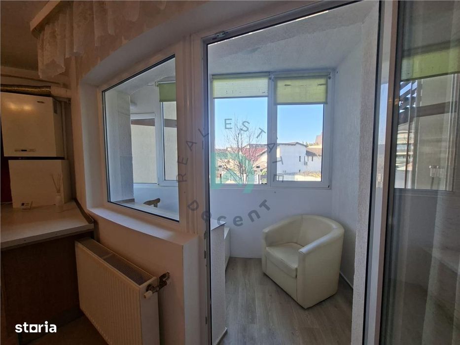 Apartament 2 camere  tip studio, Tractorul, intermediar, loc de parcar