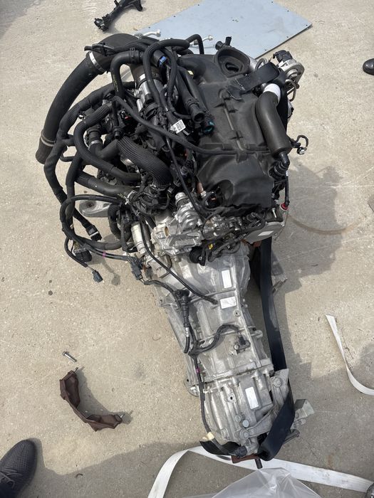 Motor ford tranzit 2023 cu 15.000 km 2.0 tdci