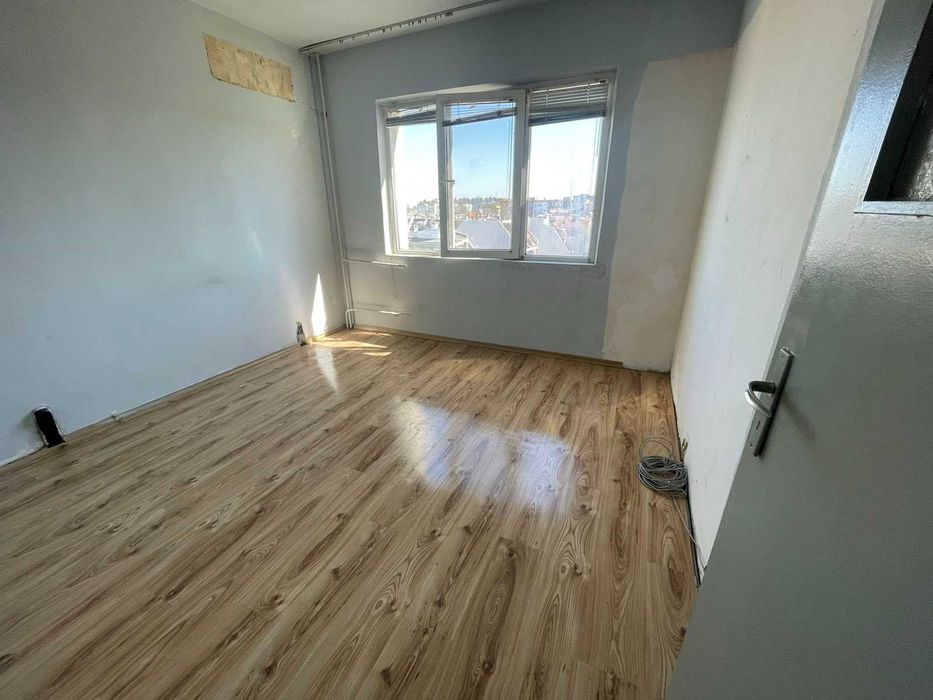 Продава се Тристаен апартамент в Пловдив, Кършияка - 62 кв.м за 2178 €/кв.м - Снимка #2