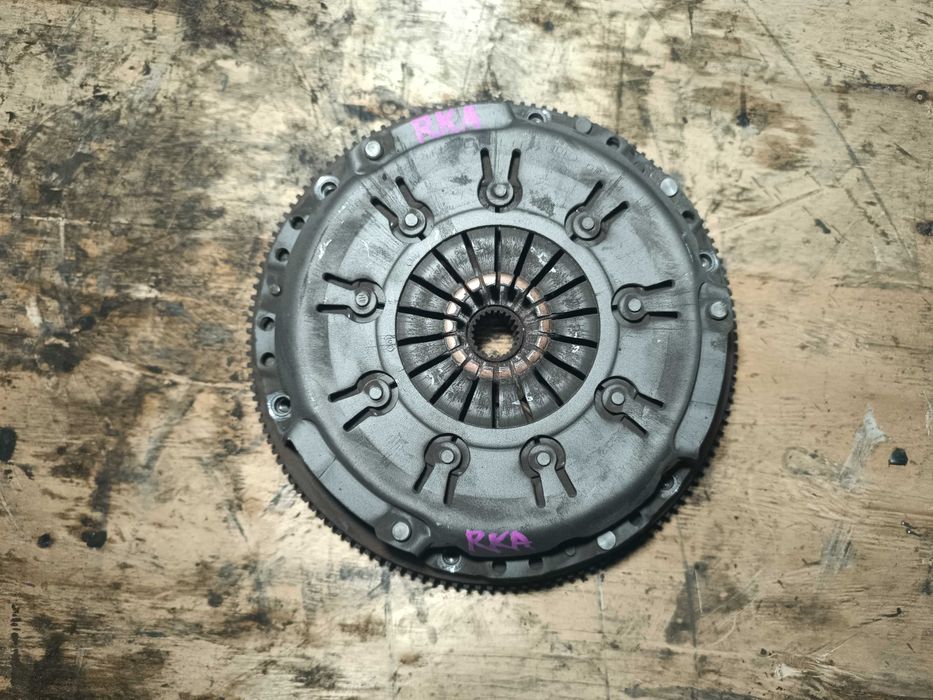 Комплект сцепление Ford Mondeo 1 2 1.8л 93-00г Маховик корзина диск