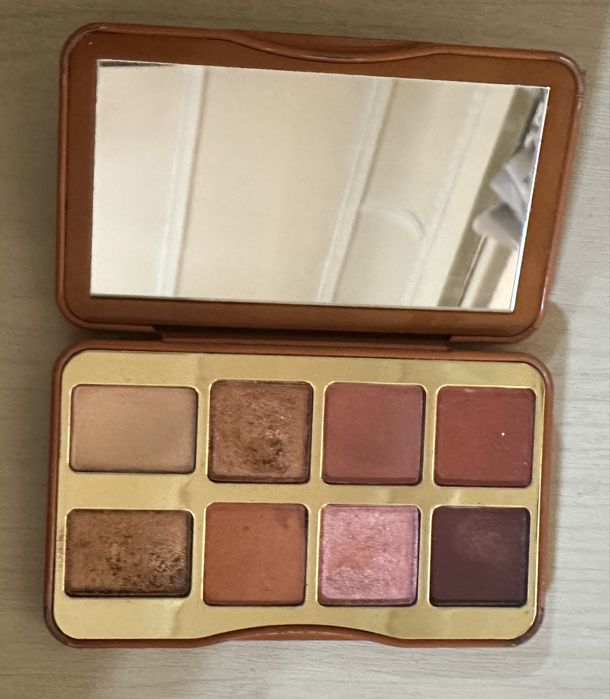 Two faced kosmetik tenlari