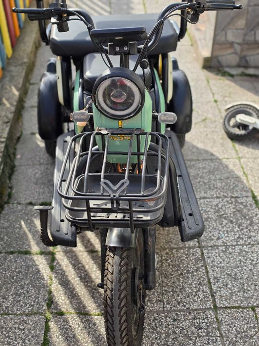 Триместна еликтрическа триколка telsrar