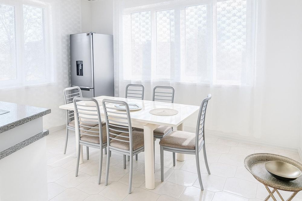 Дава се под наем Етаж от къща в Пловдив, Христо Смирненски - 120 кв.м за 613 € - Снимка #1