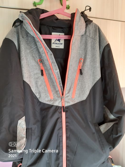 Дамско зимно яке