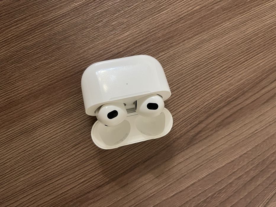 Apple Airpods 3 серии