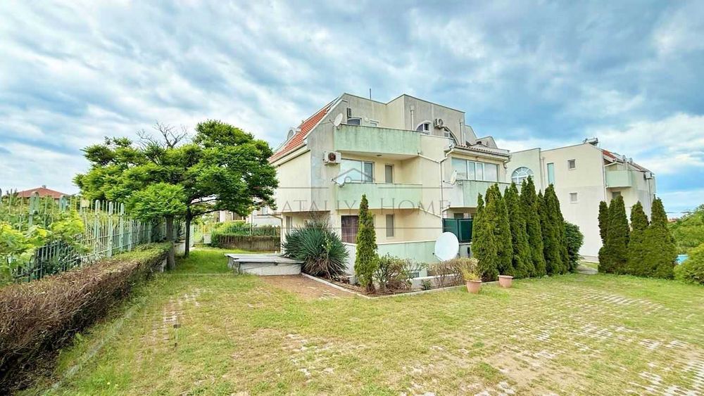 Продава се Двустаен апартамент в Созопол - 64 кв.м за 1125 €/кв.м - Снимка #12