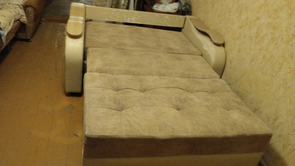 Штор и мног чего есть