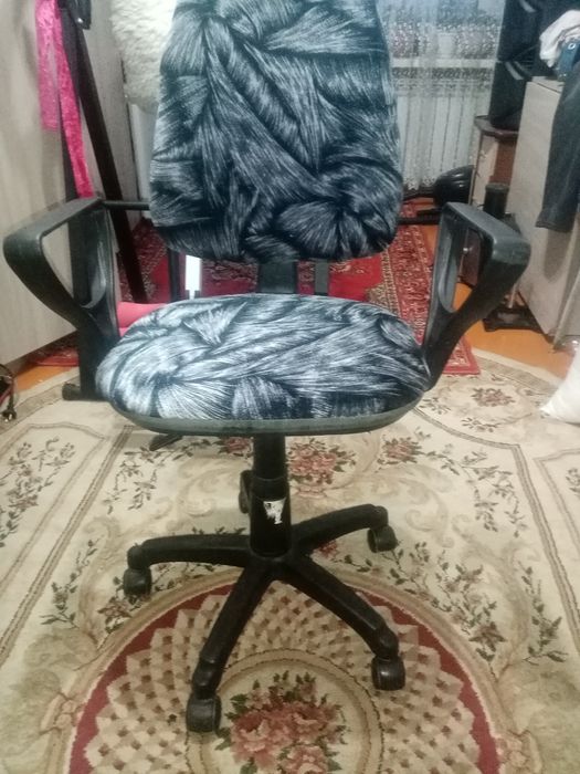 Продаю кампюторное кресла