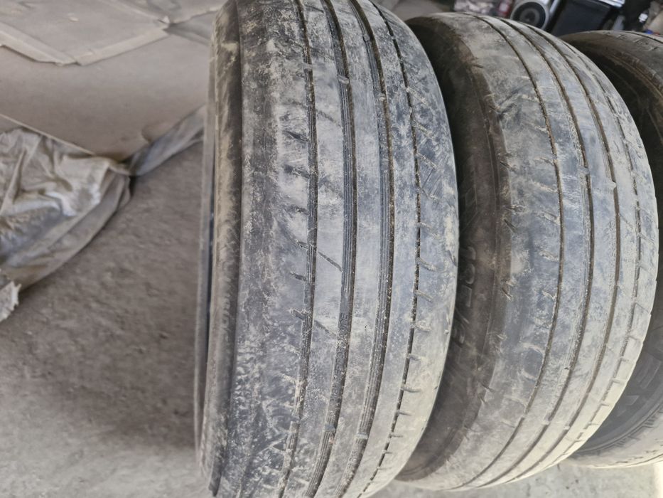 Продам летние 3 шины