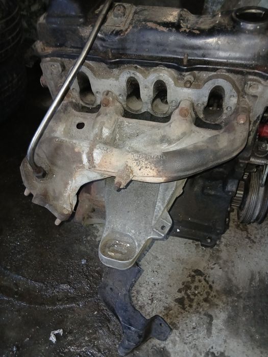 Продам запчасти на ауди 80