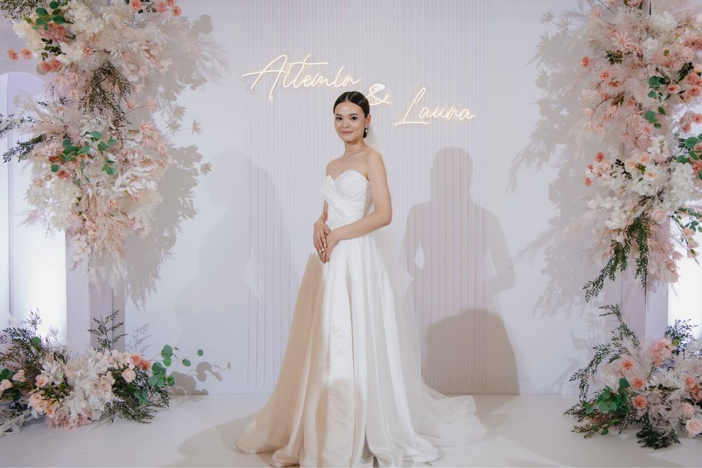 Свадебное платье Ivory