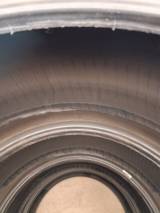 Продам Комплект 235/60R18 лето