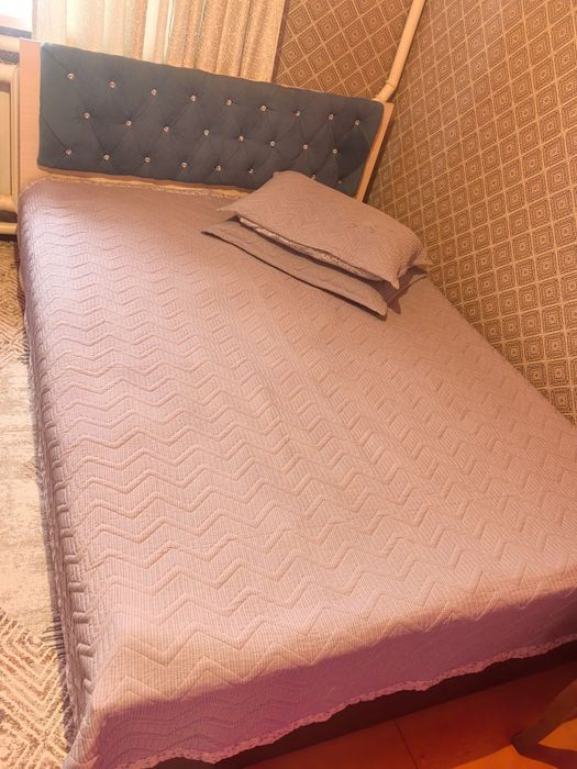 Кровать хочу продать