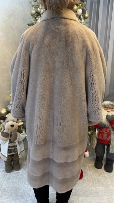 Продается Женская шуба