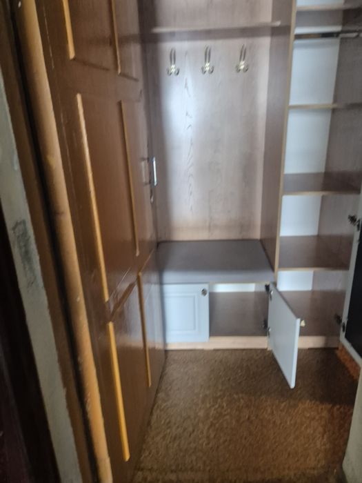 Продам прихожку новую