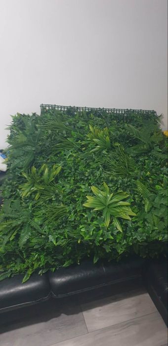 2 lustre / 5 m2 de panou artificial frunze