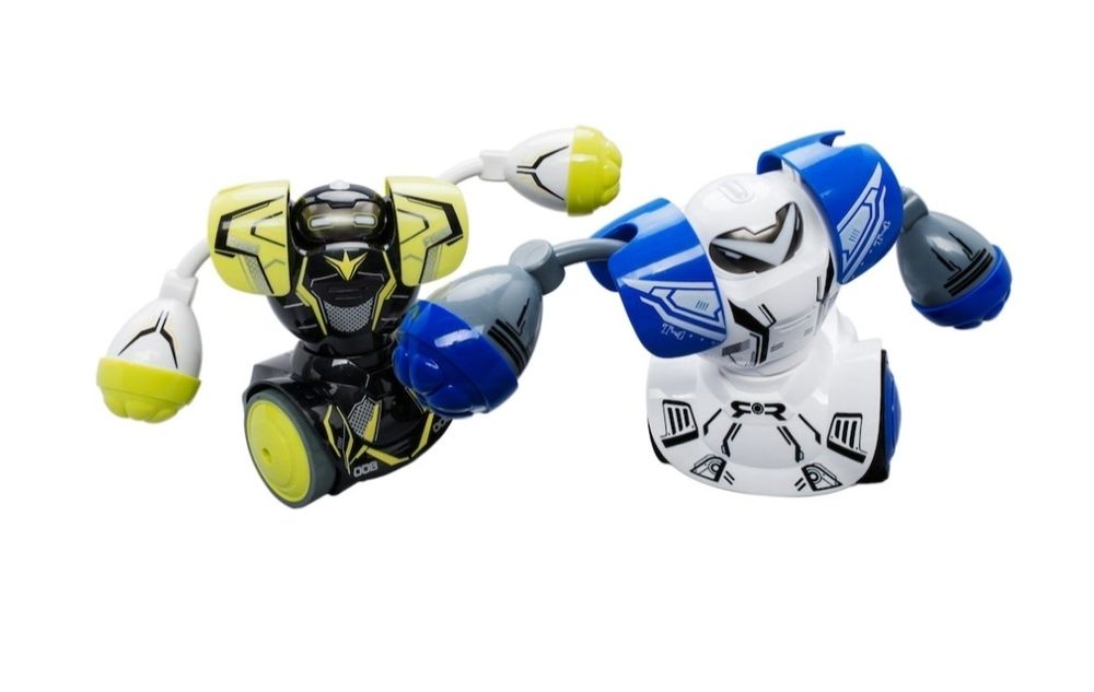 Комплект за игра 2 Робота с дистанционно