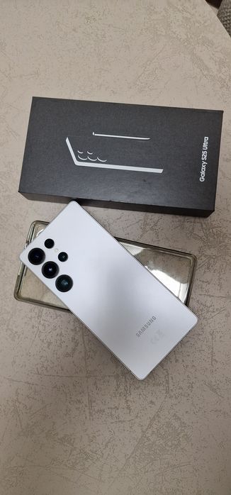 Samsung S25 Ultra 256GB Alb Impecabil,10/10. NEVERLOCK