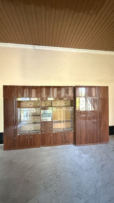 Mebel sotiladi (Furnitura)