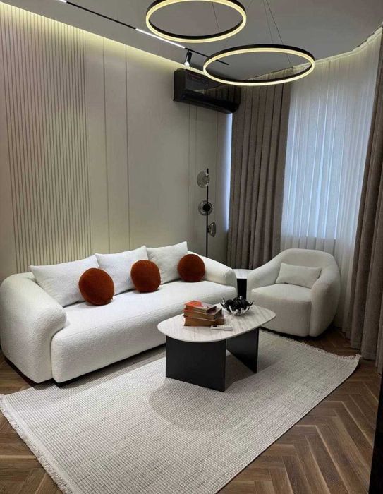 Супер Цена ! Продается 2-комнатная квартира на Ул.Нукусская!