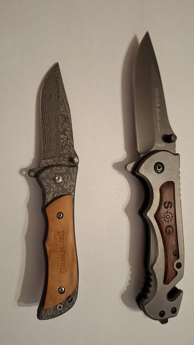 Briceag / Cuțit pliabil drumeție, pescuit, vânătoare