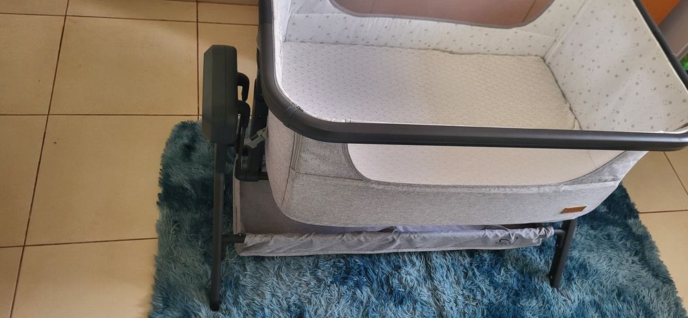 Pătuț bebe reglabil cu funcție de leagăn