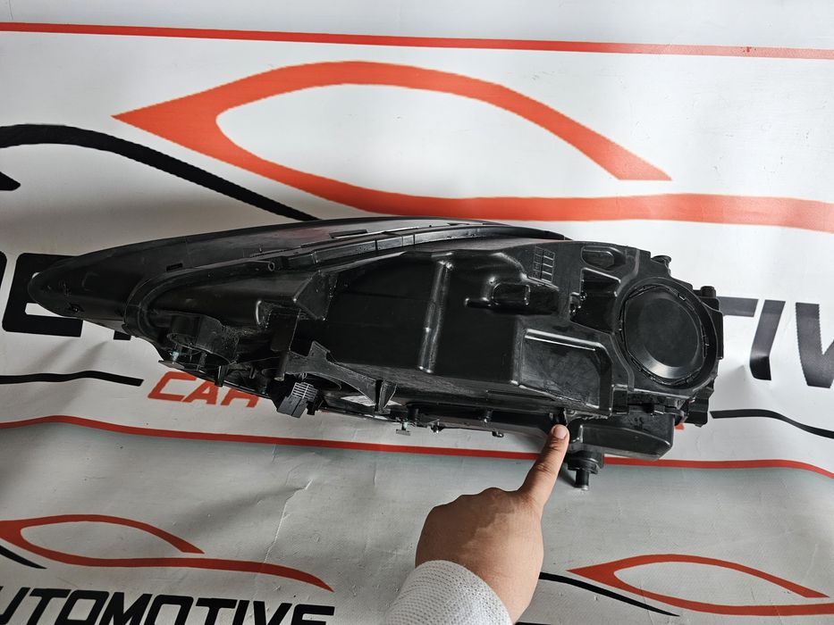 Far dreapta led Porsche Cayenne 9Y dupa 2019 cod 9Y0941034AA