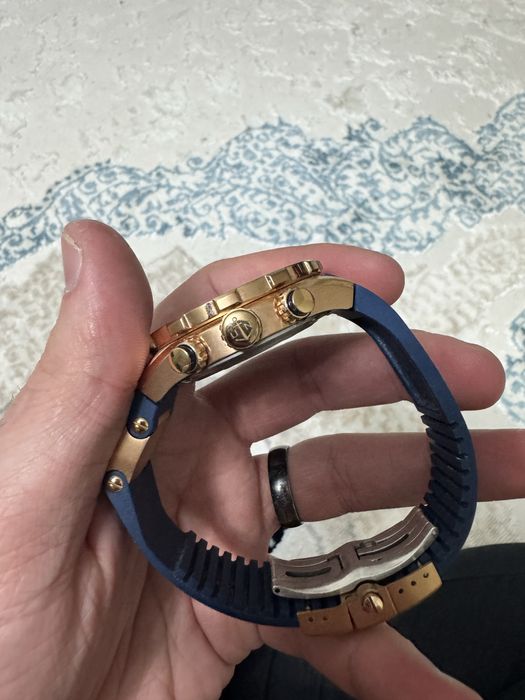 Часы Ulysse Nardin