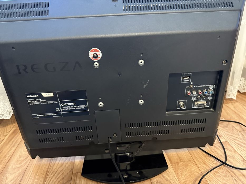 Телевизор Toshiba  24PB1V, б/у