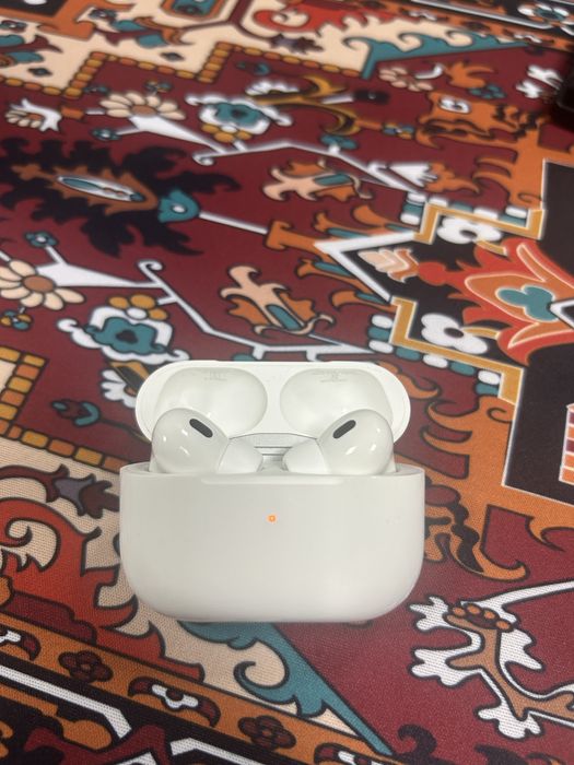 Apple AirPods Pro 2 (USB-C)