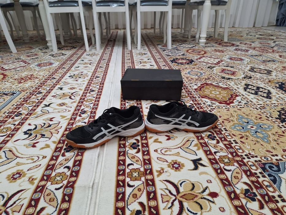 Асикс кросовка новый