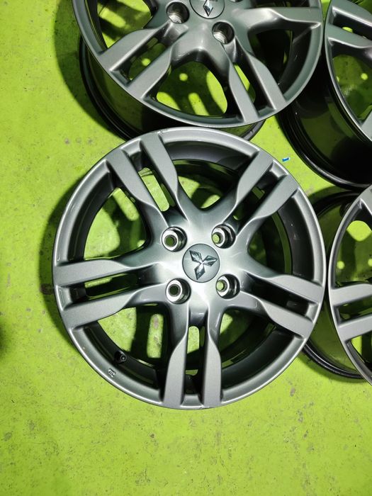 16 4x114.3 Mitsubishi лети джанти 4х114.3 мицубиши