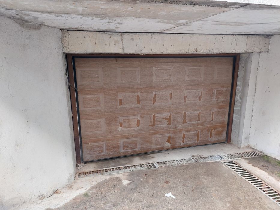 Дава се под наем Гараж / Паркомясто в Благоевград, Идеален център - 20 кв.м за 66.3 € - Снимка #1