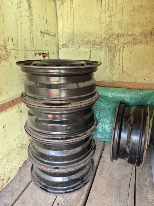 Jante de tablă 5x112 și o buc 5x100 r16