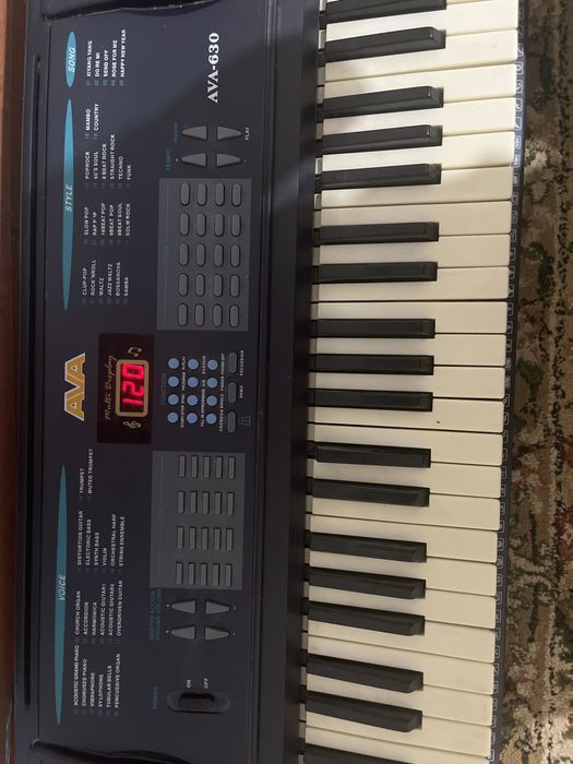 Синтезатор Ava-630