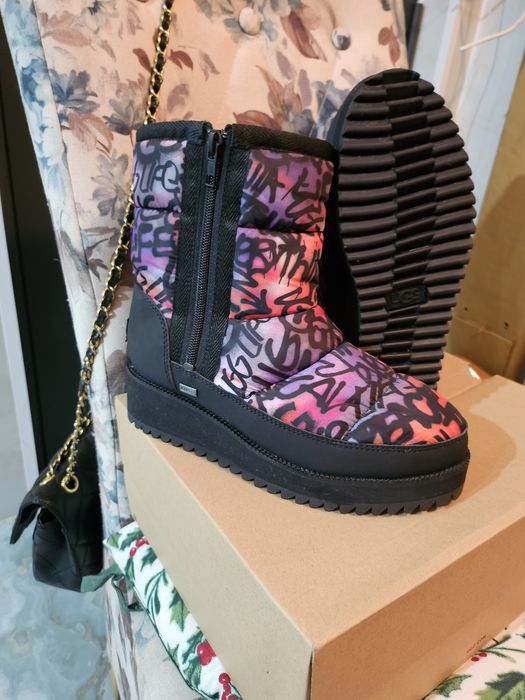 Ugg Graffity Limited Edition