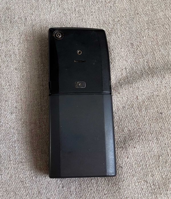 Telefon Ericsson GF198 GSM 900 din 1993 - nu porneste - colectie
