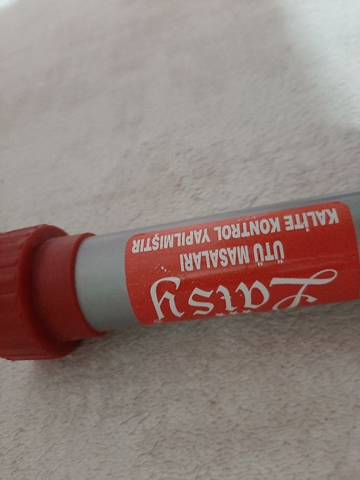 Голяма маса за ютия