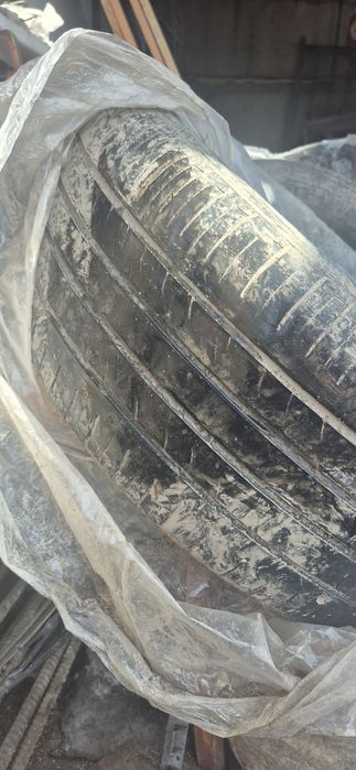 Продам б/у резину