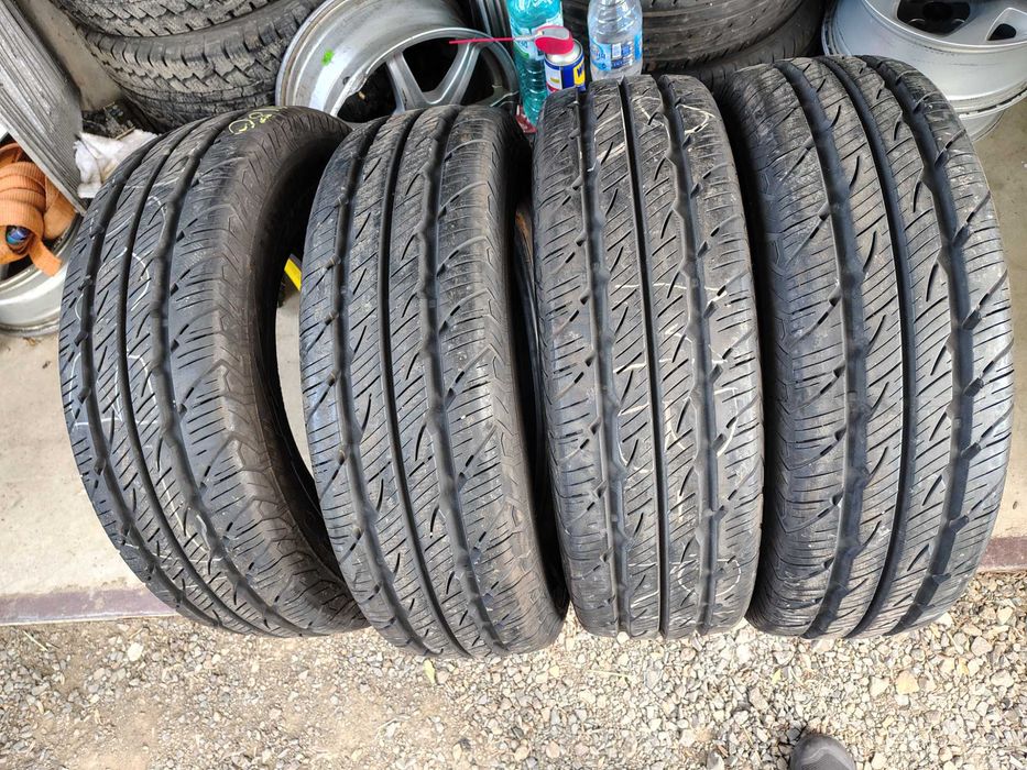 4бр.летни гуми UNIROYAL 215 75 16C DOT17 цена за брой