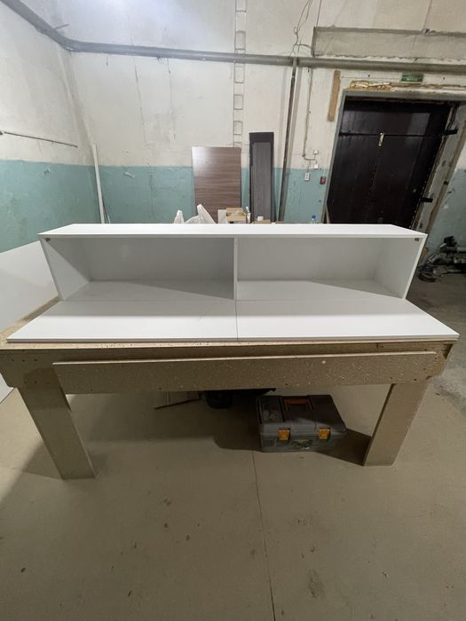 Подвесная тв тумба