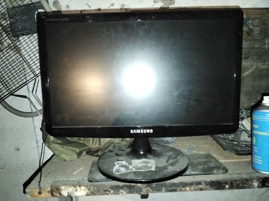 Продам     мониторы