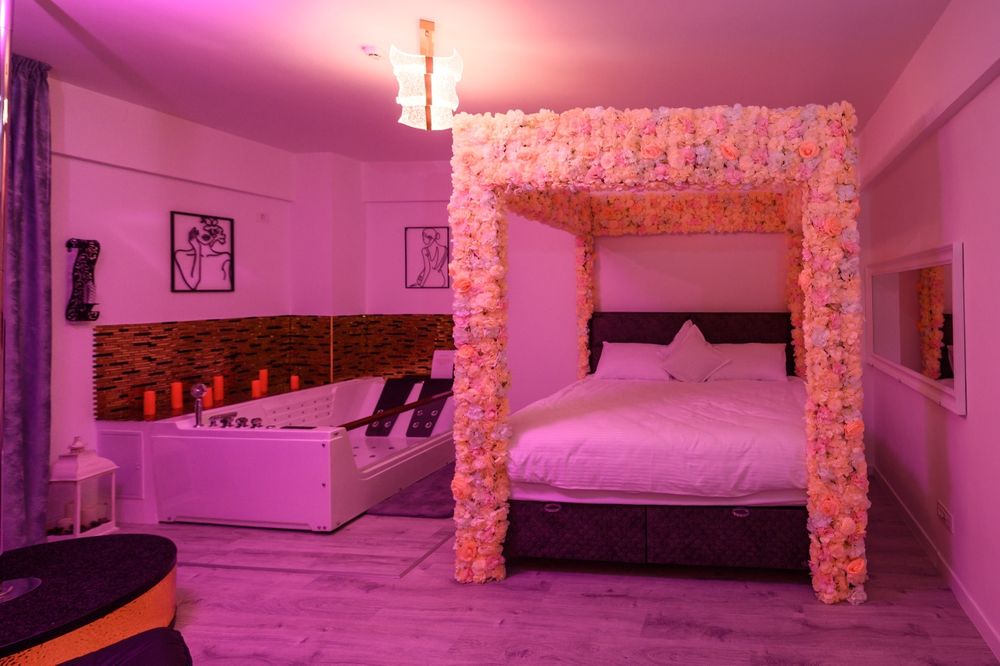 Apartament premium tematic